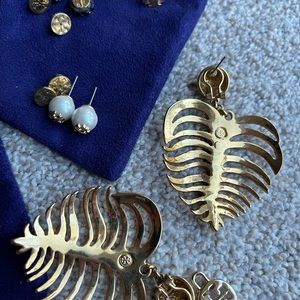 Tory Burch rare dangle earrings